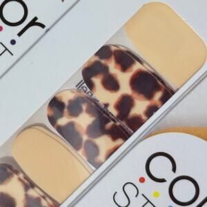 New Color Street “Show and Shell” Tortoiseshell Motif Nail Strips (Retired)